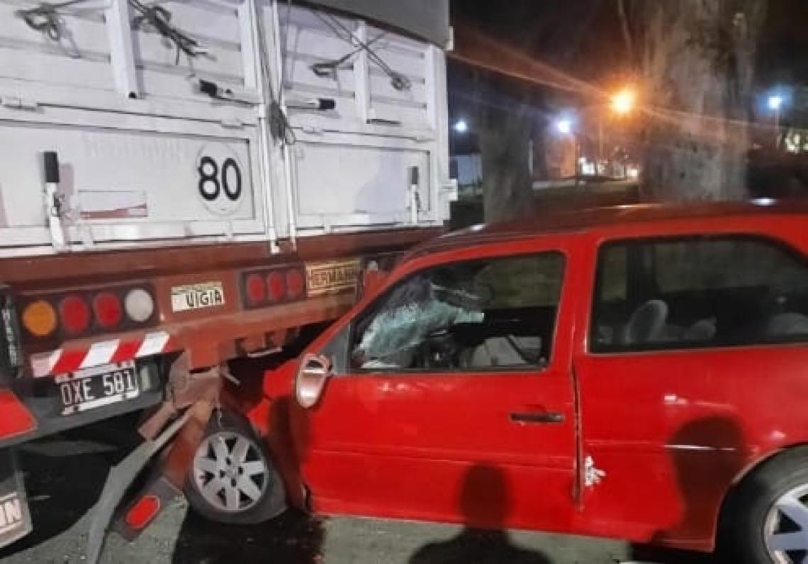 Tragedia en la ruta 2: falleció un hombre tras impactar con su auto en ...