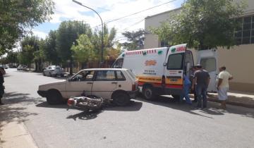 Imagen de Fuerte accidente en Dolores entre un auto y una moto
