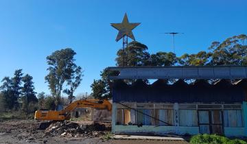 Imagen de Dolores: demuelen el histórico parador La Estrella del Camino