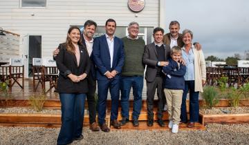 Imagen de Axel Kicillof en General Guido y Dolores: inauguró obras, entregó escrituras y criticó fuertemente al gobierno nacional