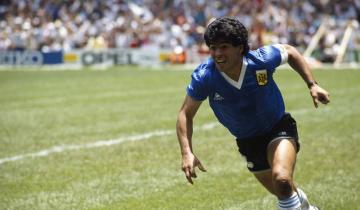 Imagen de El adiós a Diego Maradona: dónde está la camiseta azul que el 10 usó contra Inglaterra en México 86