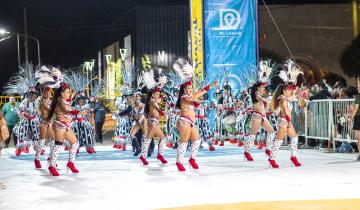 Imagen de Dolores: comenzó el Carnaval del Sol con multitudinario marco de público y desfiles de alto nivel