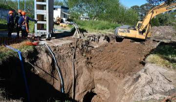 Imagen de Coronel Vidal: comenzó una importante obra en el colector cloacal de la Planta Depuradora