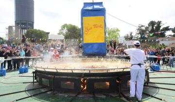 Imagen de Villa Gesell: la Fiesta de la Diversidad Cultural podría perder uno de sus principales atractivos a raíz de la crisis económica