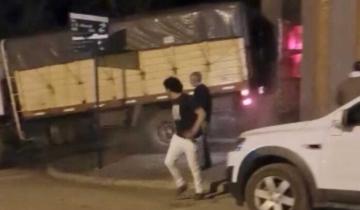 Imagen de La Provincia: se enojó por el precio del whisky y chocó su camión contra el boliche