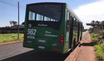 Imagen de Misiones: robó un celular en el colectivo, se tiró por la ventanilla y se mató al golpear contra el suelo