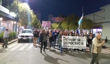 Imagen de Multitudinaria marcha en Dolores en apoyo al juez Ramos Padilla