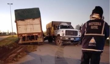 Imagen de Necochea: un transportista perdió la vida tras un choque entre dos camiones
