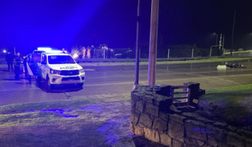Imagen de Tragedia en Mar del Plata: un motociclista murió al ser impactado por una chapa que se voló de un edificio en obra