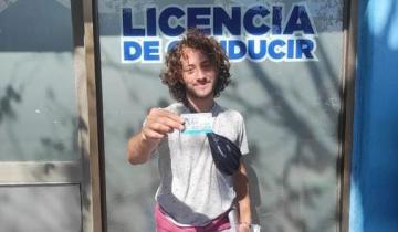 Imagen de Igualdad de género: Azul gestionó la primera licencia de conducir con identidad no binaria en el Partido de La Costa