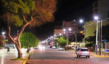Imagen de Anuncian en La Costa la colocación de 10 mil luces LED hasta fin de año