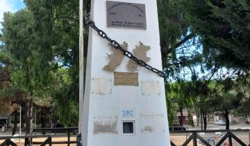 Imagen de Las Toninas: robaron las placas del Monumento a Malvinas y el intendente denunció el hecho