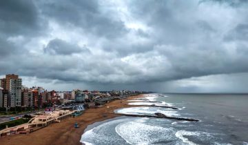 Imagen de Mar del Plata: investigan la muerte de una mujer que encontraron sin vida en la playa