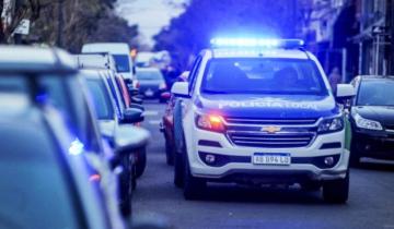 Imagen de Balacera y cuchillazos en La Plata: pelea entre vecinos dejó tres chicos heridos, una mujer apuñalada y dos detenidos