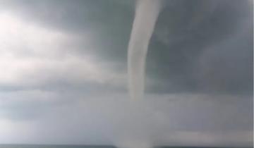 Imagen de Así fue la impresionante tromba marina que se formó en las costas de Necochea