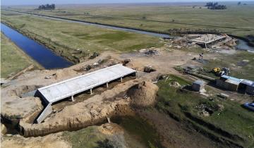 Imagen de La Provincia avanza en los trabajos para el reemplazo de puentes en Maipú