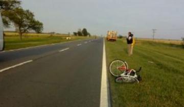 Imagen de Una ciclista murió tras chocar con un camión sobre la Ruta Nacional 7