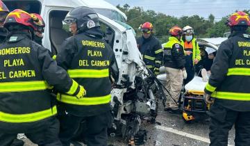 Imagen de Playa del Carmen: cinco argentinos murieron en un accidente de tránsito en México