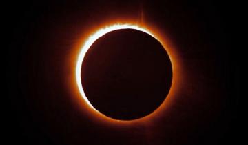 Imagen de Personas ciegas podrán percibir el eclipse de sol en La Plata